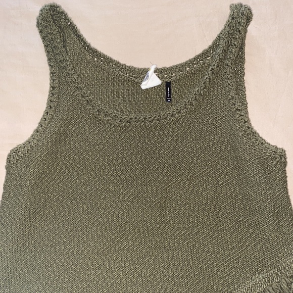 Sweater Tank - Picture 2 of 4